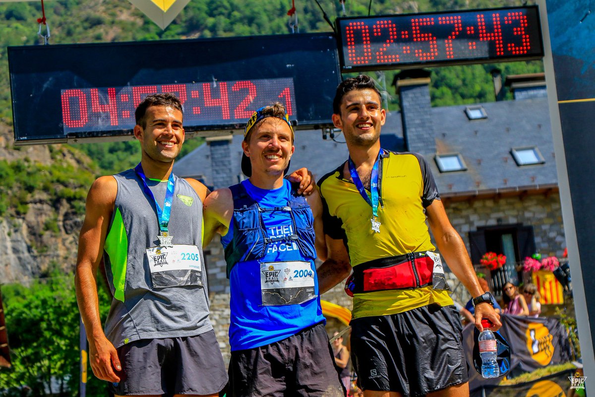 Fer_Sagredo's tweet photo. 2° puesto en la @buffepictrail 26km 🥈😁 @dynafitNA @ClifBar https://t.co/R9VrsmIoM6