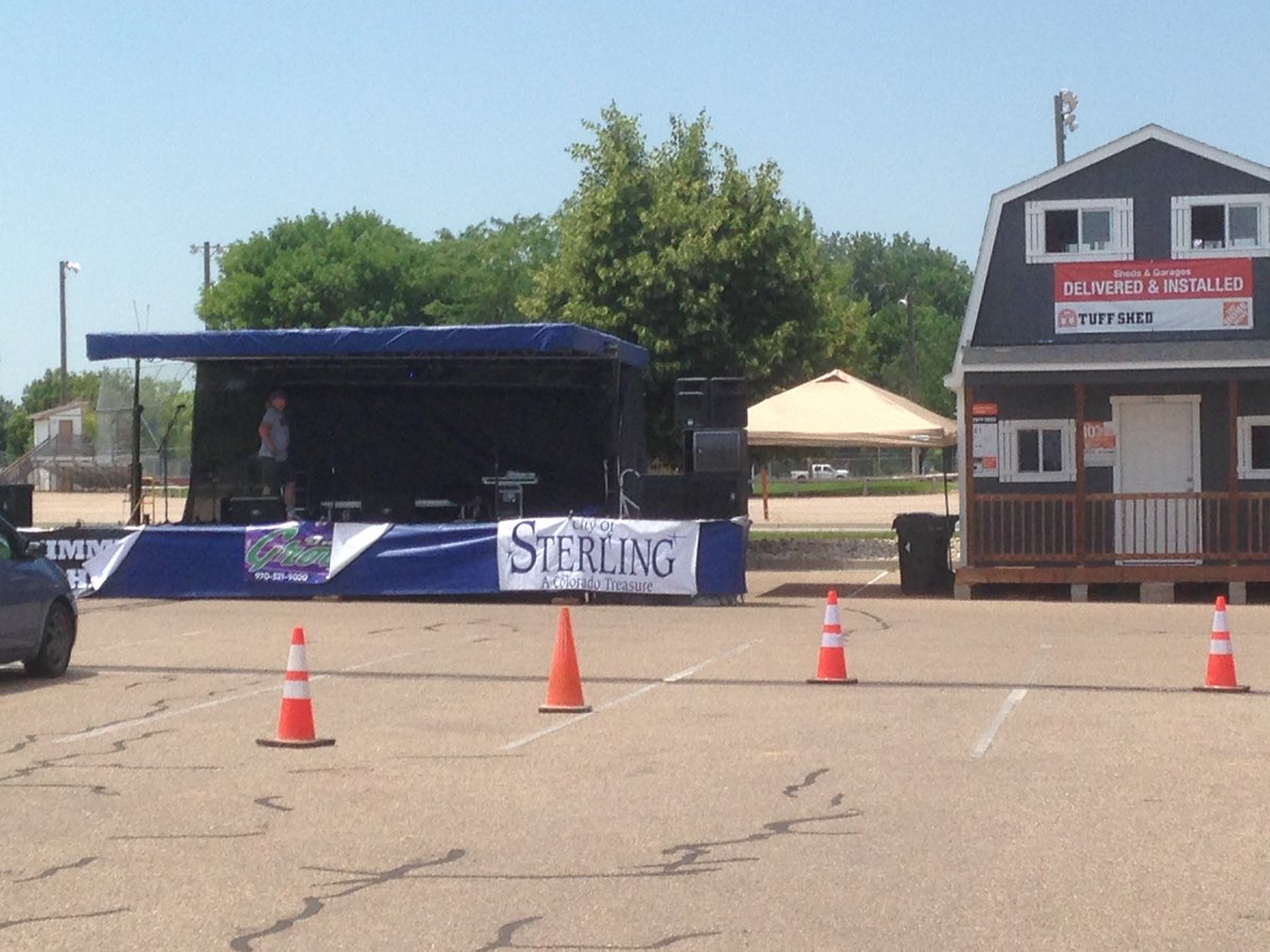 rick_constance's tweet photo. Free 4th concert with the city in our lot for our community. Sterling hd @HDLataille #d77proud https://t.co/8IHFpCD3BZ