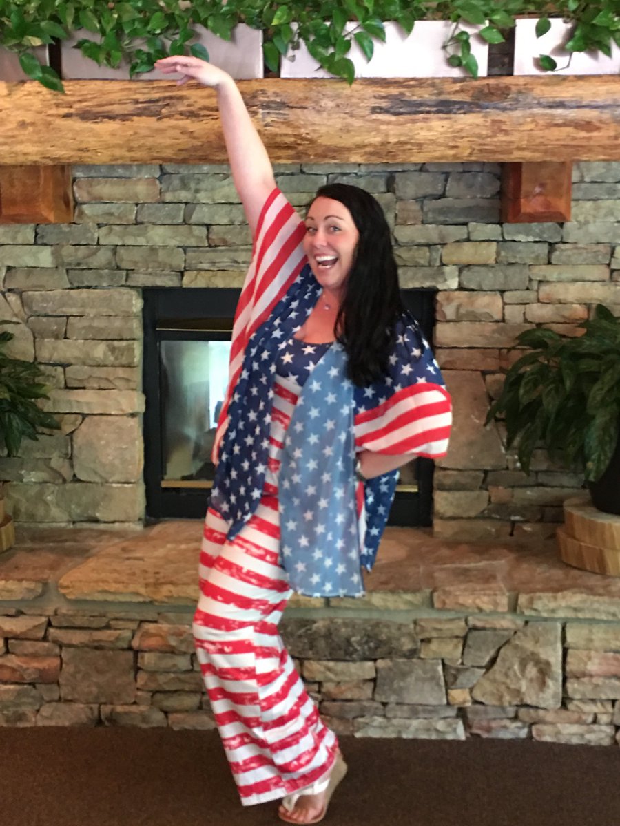 carlaogle1's tweet photo. Carley striking her patriotic pose. 🇺🇸BCG 4th of July spirit at its best!! #DiamondResorts #piedmontpride #piedmontculturematters #WhyAreYouNotHere https://t.co/3FUQ26xgqQ