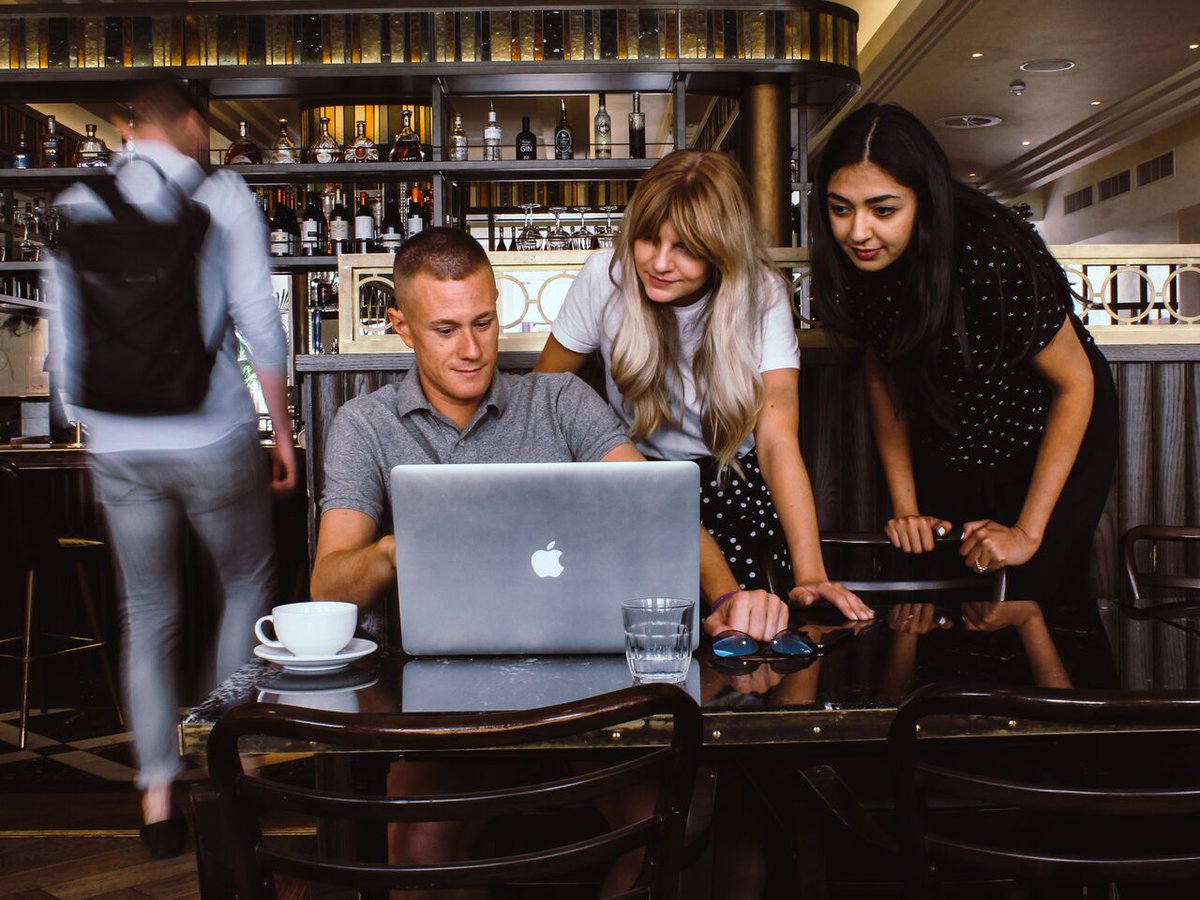 FlexTable's tweet image. We&apos;ve posted photos from inside one of our partners Gusto Manchester over on our Facebook page. 
Go over and take a look and give our page a like!
facebook.com/flextableuk/