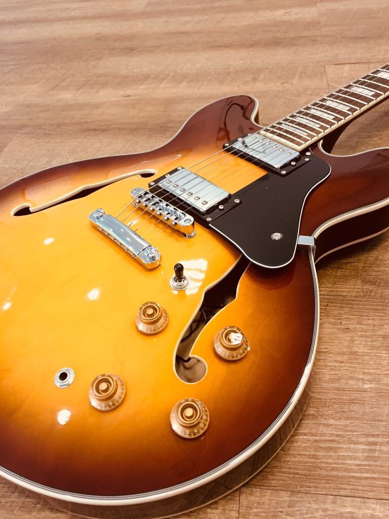 unpluggedmusic2's tweet photo. Ya se viene a nuestra tienda la nueva tagima Blues modelo 3000 hueca color: Honeyburst! | una belleza 😍❤️———-#Todosostimbres #tagima #guitarra #guitar #guitarraelectrica #guitarelectric #335 #viola #violero #guitarrista #guitarra @tagimachile @tagimaoficial @tagimausa https://t.co/Qfp6PfxE7r