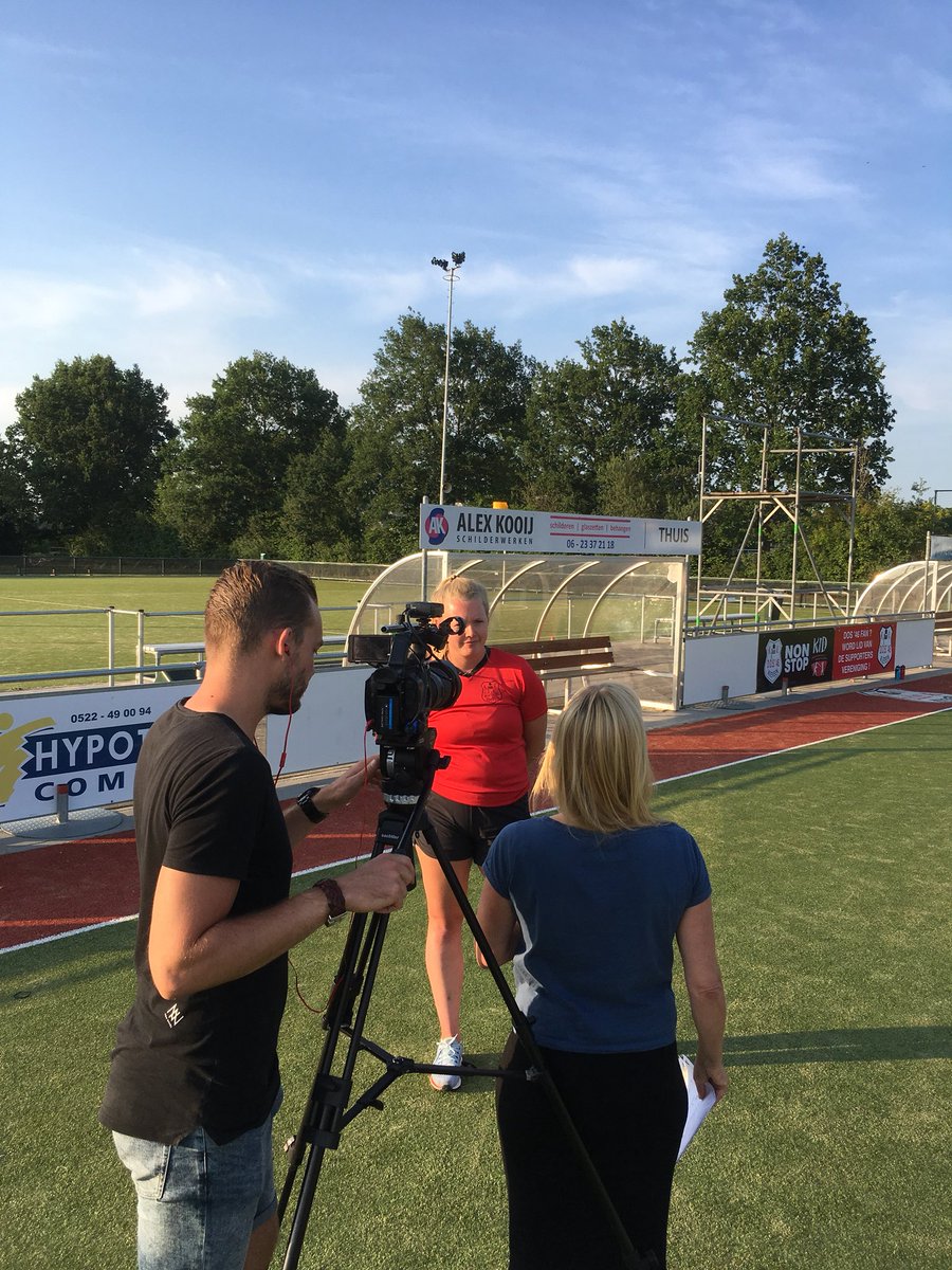 Bezoek van <a href="/SportVibesNL/">SportVibes</a> bij <a href="/DOS46/">DOS'46/VDK Groep</a>! Trainersbegeleiding en opleiding op de club. Campagne <a href="/nocnsf/">NOC*NSF</a> sportplezier.