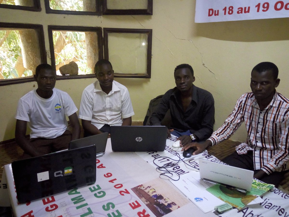 moustka's tweet photo. Après l'animation d'une formation en cartographie numérique en collaboration avec le #clubgeoUAM @OSMNiger @nicolas_chavent @OIF_ffin @hamadoudao @MoustaphaMouta @ilasolthah @OSM_Mali @OSMBenin @OpenStreetMapSn @OSMTogo @OSMCI @OSM_BF @ProjetEOF https://t.co/DYQ44wAhix