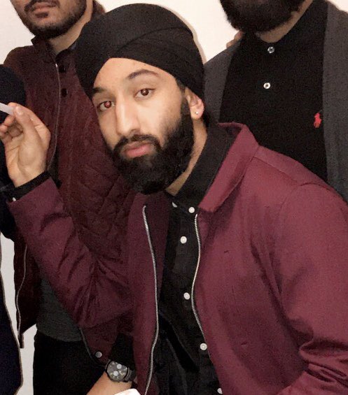 staj09's tweet photo. How does @manjandu958 look more like @JusReign than @JusReign right now! 😩😂 https://t.co/oZrcly9aoz