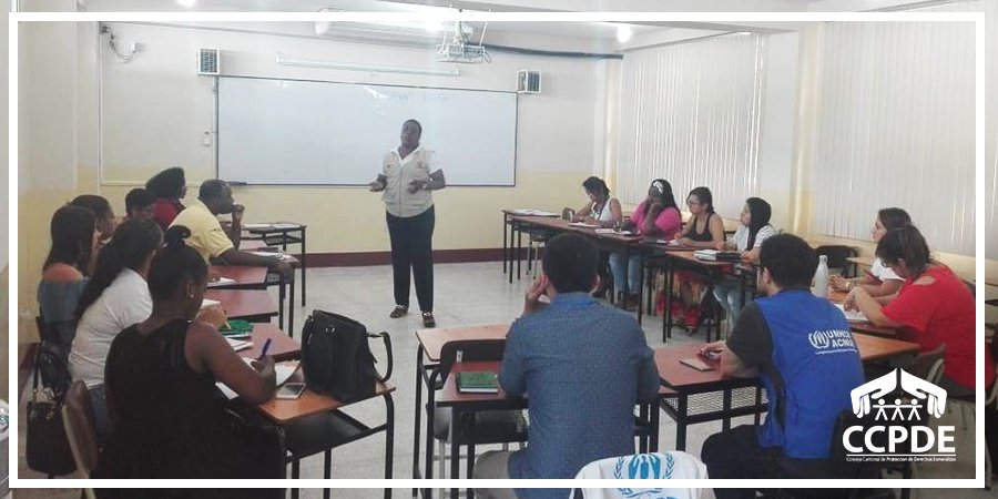 CcpdEsmeraldas's tweet photo. Esta mañana se mantuvo la reunión mensual de la Mesa Interinstitucional contra la violencia a niños, niñas y adolescentes en #Esmeraldas. Participaron delegados del #CCPDE, #CAINAF, #JuntaCantonal, #Mies, #Defensoriadelpueblo, #AldeasSOS, #ACNUR, #HIAS, y el Distrito de Educación https://t.co/geRLlEXQyy