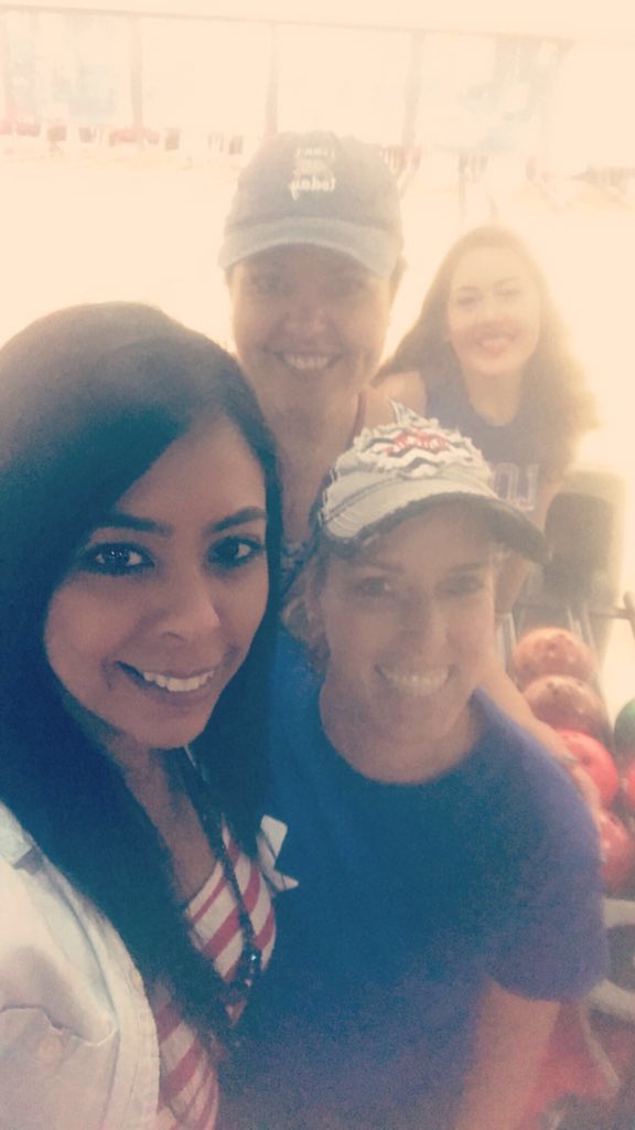 216princess216's tweet image. Bowling selfie! 🎳🤳🏼 #wcerangers #wcesummer #summerselfiebingo