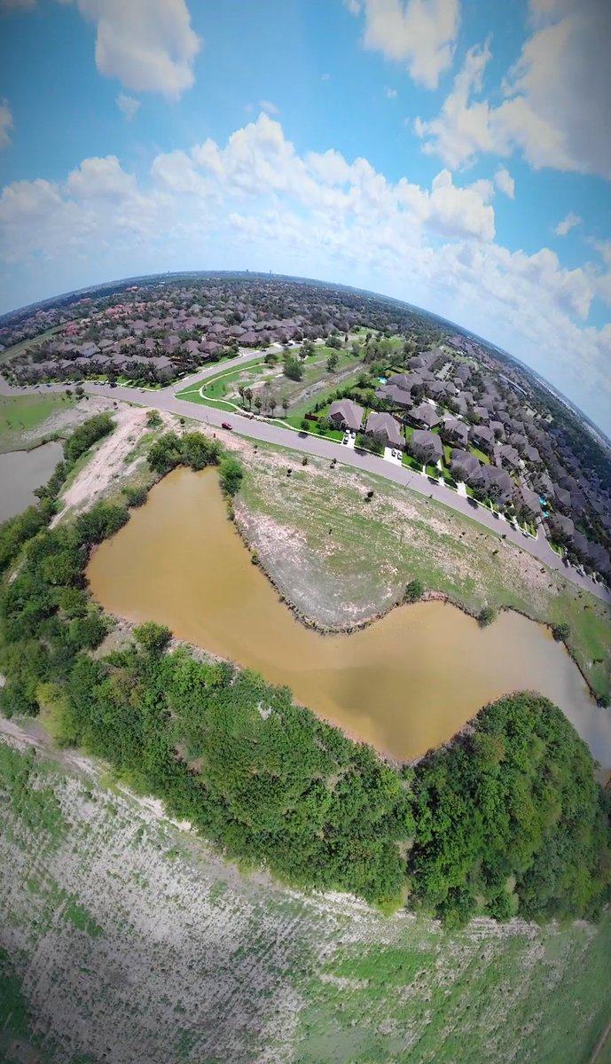 Disfrutando de el dia. Nada mas interesante que sacar una foto y asi. Asteroid Shot! #drone #DJI #outdoors
