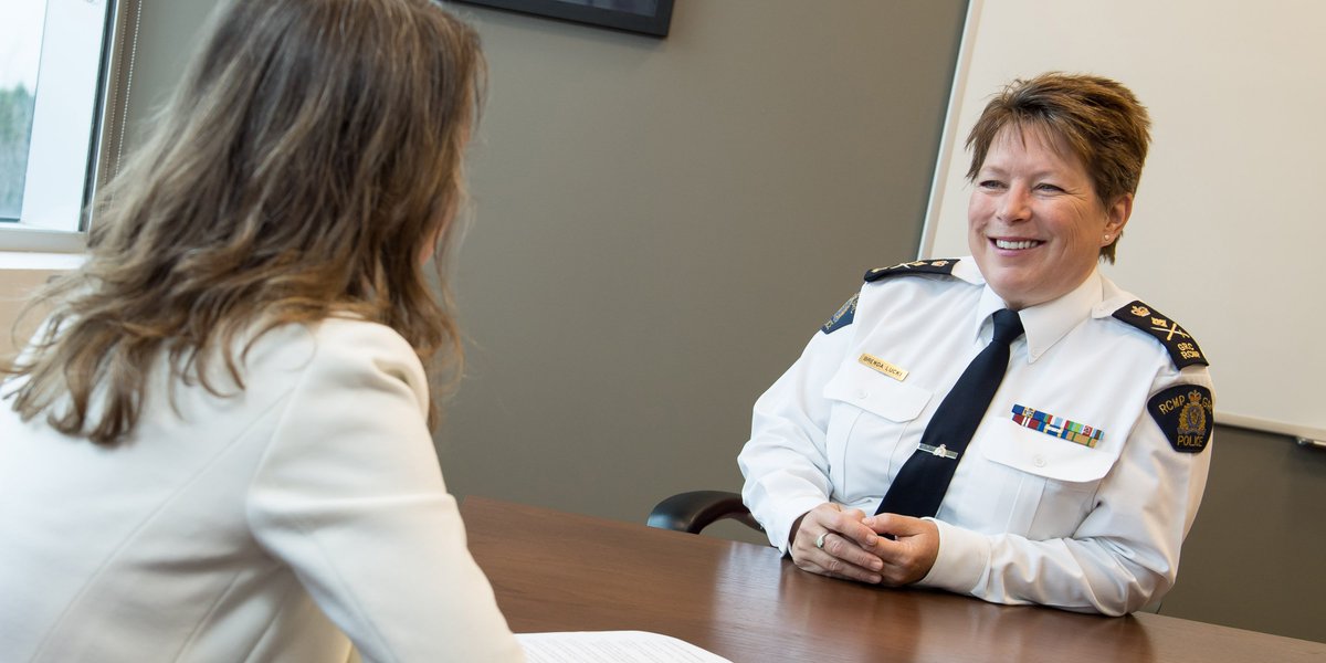 CommrRCMPGRC's tweet photo. I'm excited to launch my Twitter account and look forward to reaching out to employees, partners and communities. Together, we're working to modernize the RCMP. Read more about my vision: https://t.co/h4kMNtyk9p https://t.co/QcEVTNeBEP