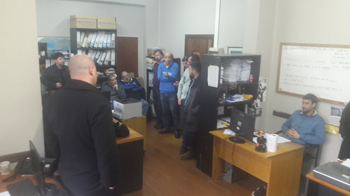AgrupVyBPuertos's tweet photo. Asamblea informativa en Subsecretaria de puertos Pcia BsAs sobre consorcios de gestión @PuertosBA @PuertoLaPlata @PuertoDockSudok https://t.co/RI5A20bwX1