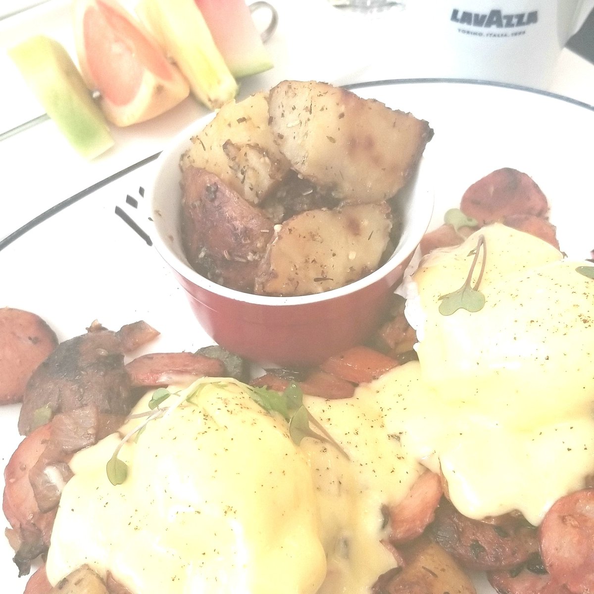 BeElegantEvents's tweet photo. Wedding Hangover is a real thing. And I don't mean the result of alcohol 🥂🍾🍷. As a planner, I work 8-12hrs in a day 📙 The next day, I wake up super dehydrated with little to no energy. This is when I stock up on all the foods. 🍳 #eggsbenny #montreal #weddinghangover #lavazza https://t.co/KfKVB8UMNQ