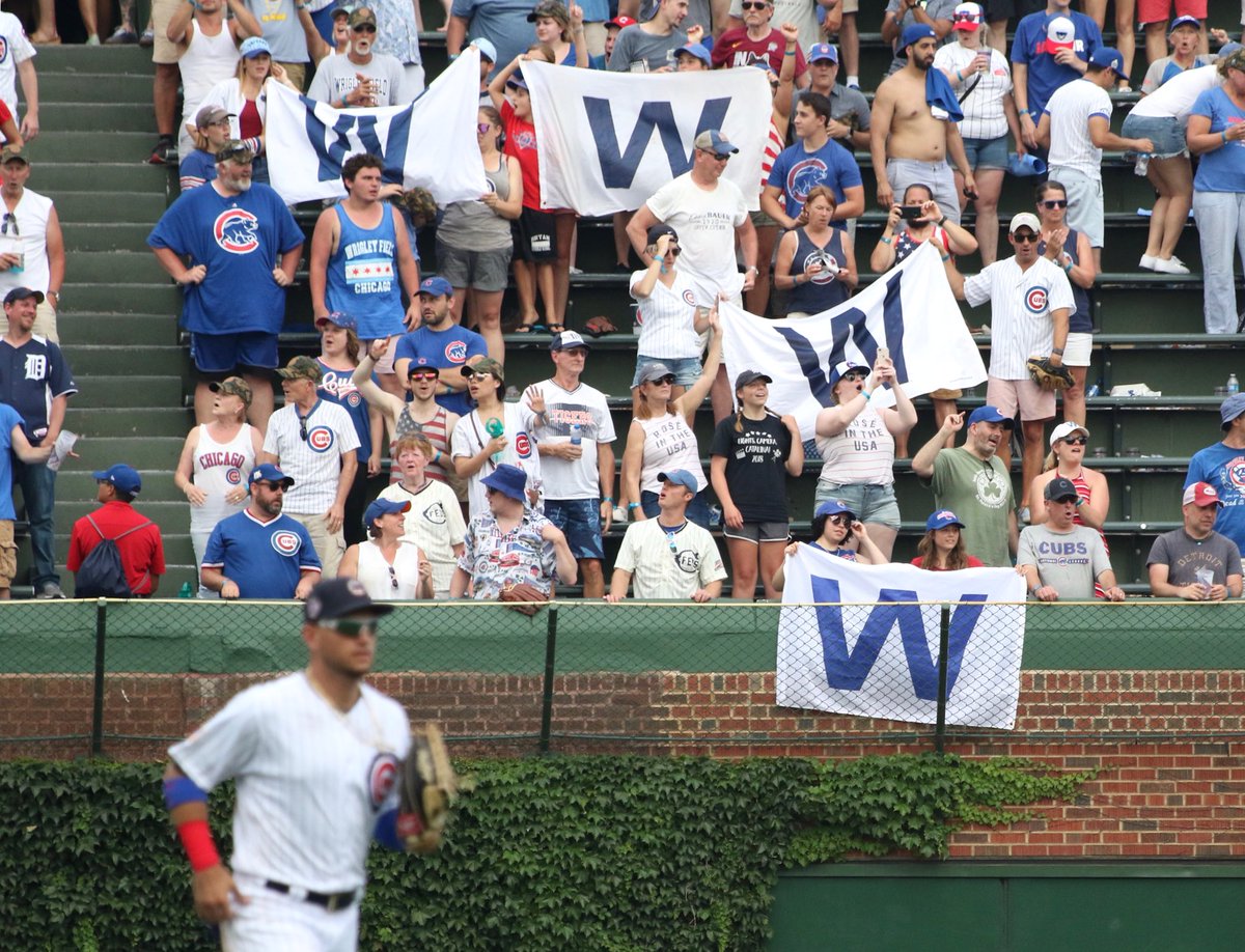 Cubs's tweet photo. Six straight wins is a season high! #EverybodyIn https://t.co/zlpnmAT5YR