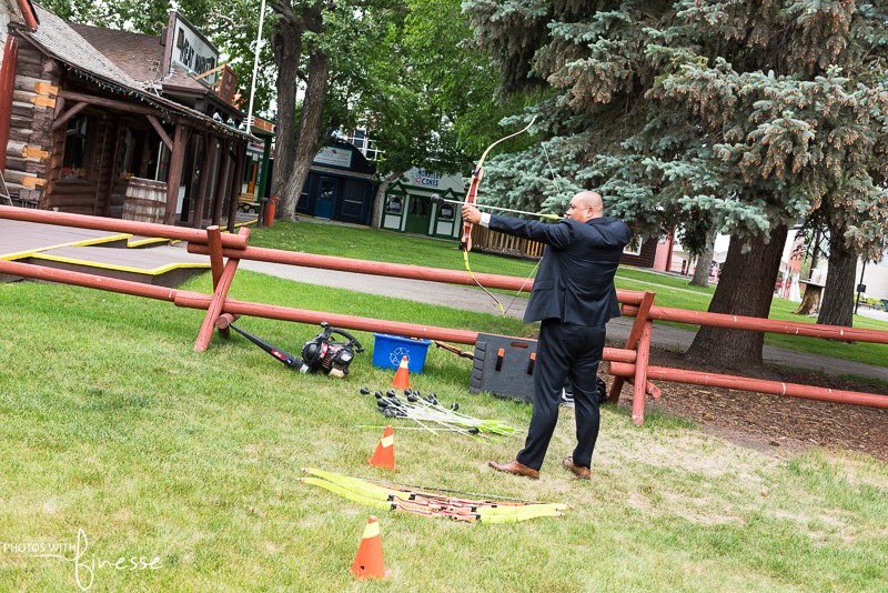 TakeChargeSOS's tweet image. Prepping for a zombie apocalypse? Naw, he’s prepping for the upcoming year! We’re proud to announce the appointment of our CEO &amp;amp; Co-Founder Joel to the position of @ILEACalgary President for the 2018/19 Chapter Year!  #myilea #eventprofs #yyceventprofs  #yycevents