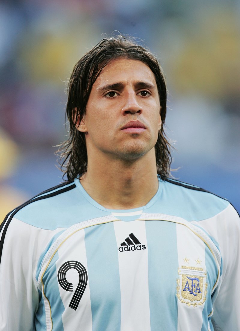 Happy birthday to Hernan Crespo. The former Argentine central forward  