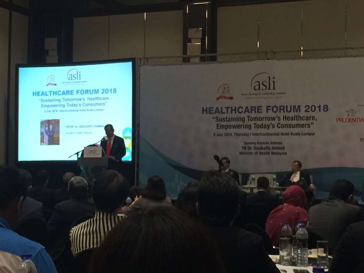 NoritaJaafar's tweet photo. Minister @DrDzul of @KKMPutrajaya amongst leaders and strategic thinkers sharing his promise for higher funding for healthcare via social agenda. Can’t wait to see his funding maneuvering  beyond the government channel #universalhealtcarecoverage #solidarity https://t.co/BiAoxArZWo
