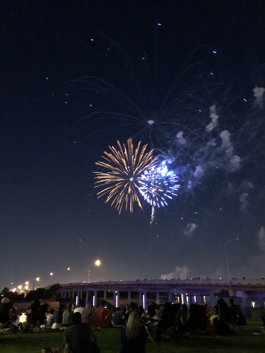 DowntownOKC's tweet photo. Fantastic show along the river! @OKC4thFest https://t.co/2jKPjGmOTv
