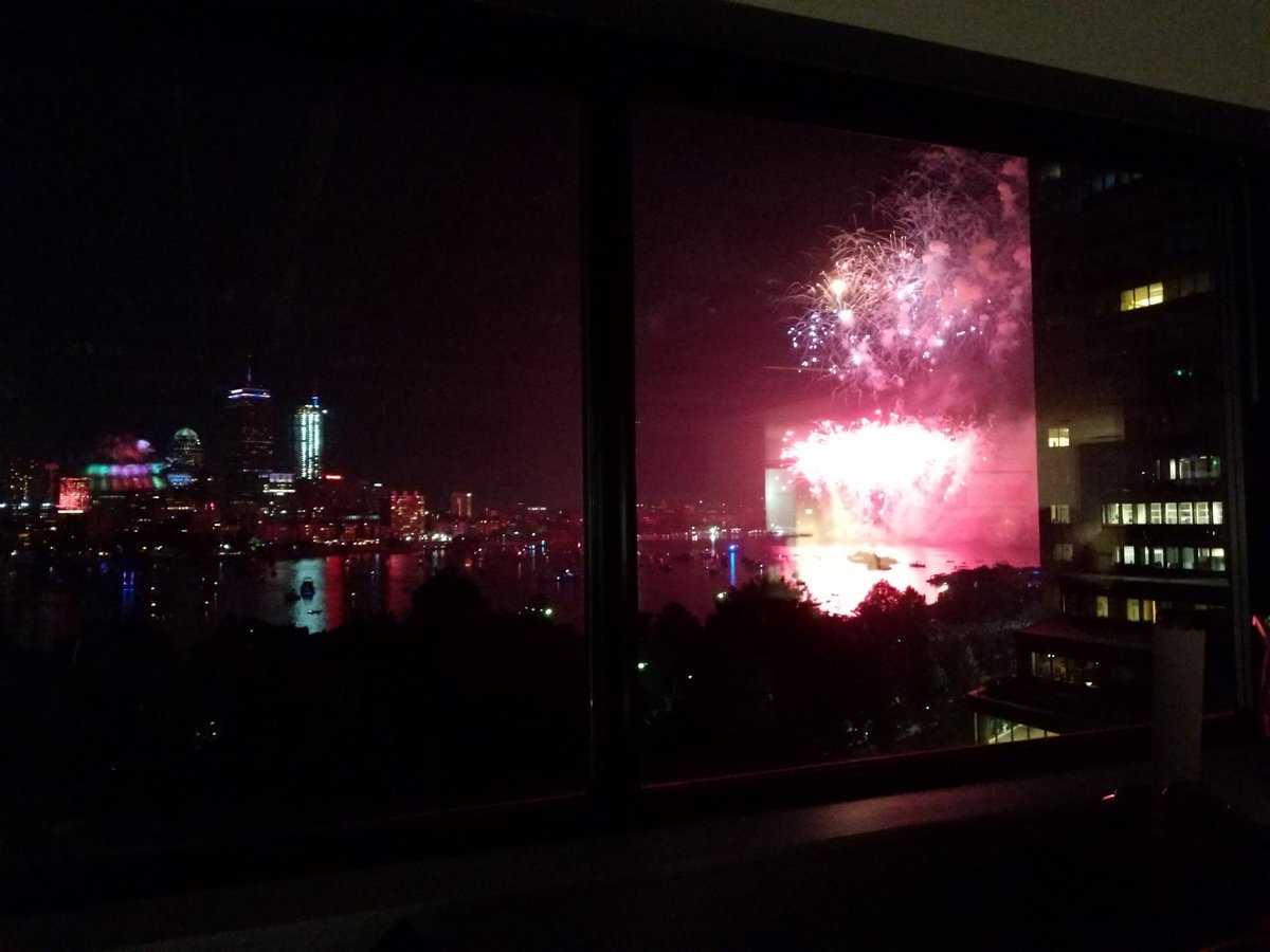 suripoori's tweet photo. Fireworks view from @Oracle Cambridge. https://t.co/IKQQF16l9E