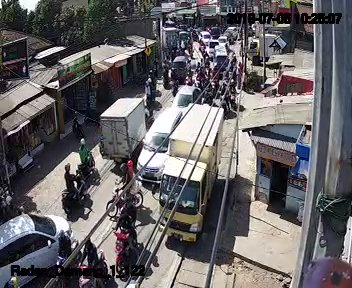 10.26 Simpang Jati Serut Arulin Terpantau Cukup Meriah