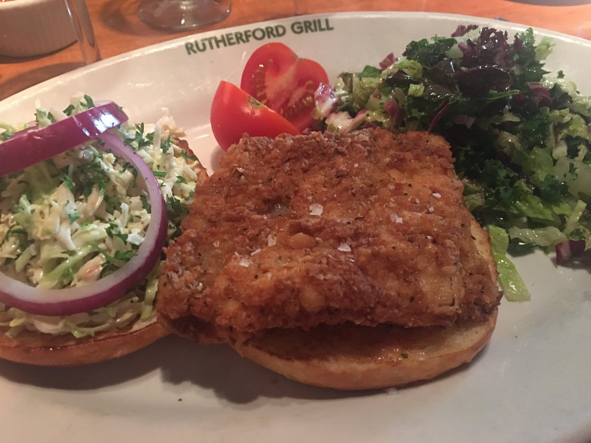 BeatConstraints's tweet image. This, my friends, is the best fish sandwich in the world. You have to come to ⁦@rutherfordgrill⁩ in Napa but it is worth the trip! Plus, you can get a mighty nice glass o’ #wine to go with it! #winelover