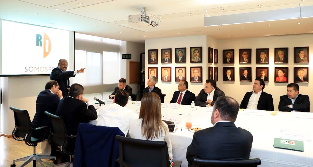JuarezCisneros's tweet photo. Unidad y cohesión con nuestros Gobernadores #PRIistas, Coordinadores Parlamentarios, Líderes de los Sectores, Organizaciones e integrantes del CEN del @PRI_Nacional. https://t.co/bXixMgY9tt