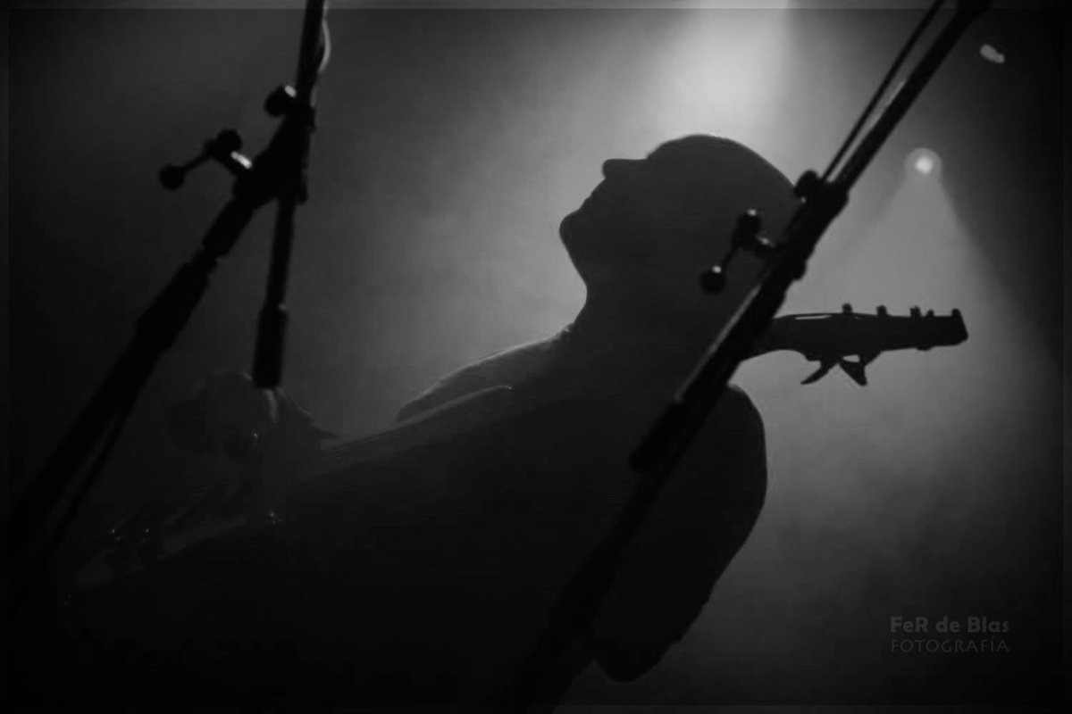 Aquí algunas imágenes 
del show 24/5 
<a href="/EppurseMuove/">Eppurse Muove</a> en <a href="/CasaColomboCC/">Casa Colombo</a> 
#musicosindependientes
#autogestion