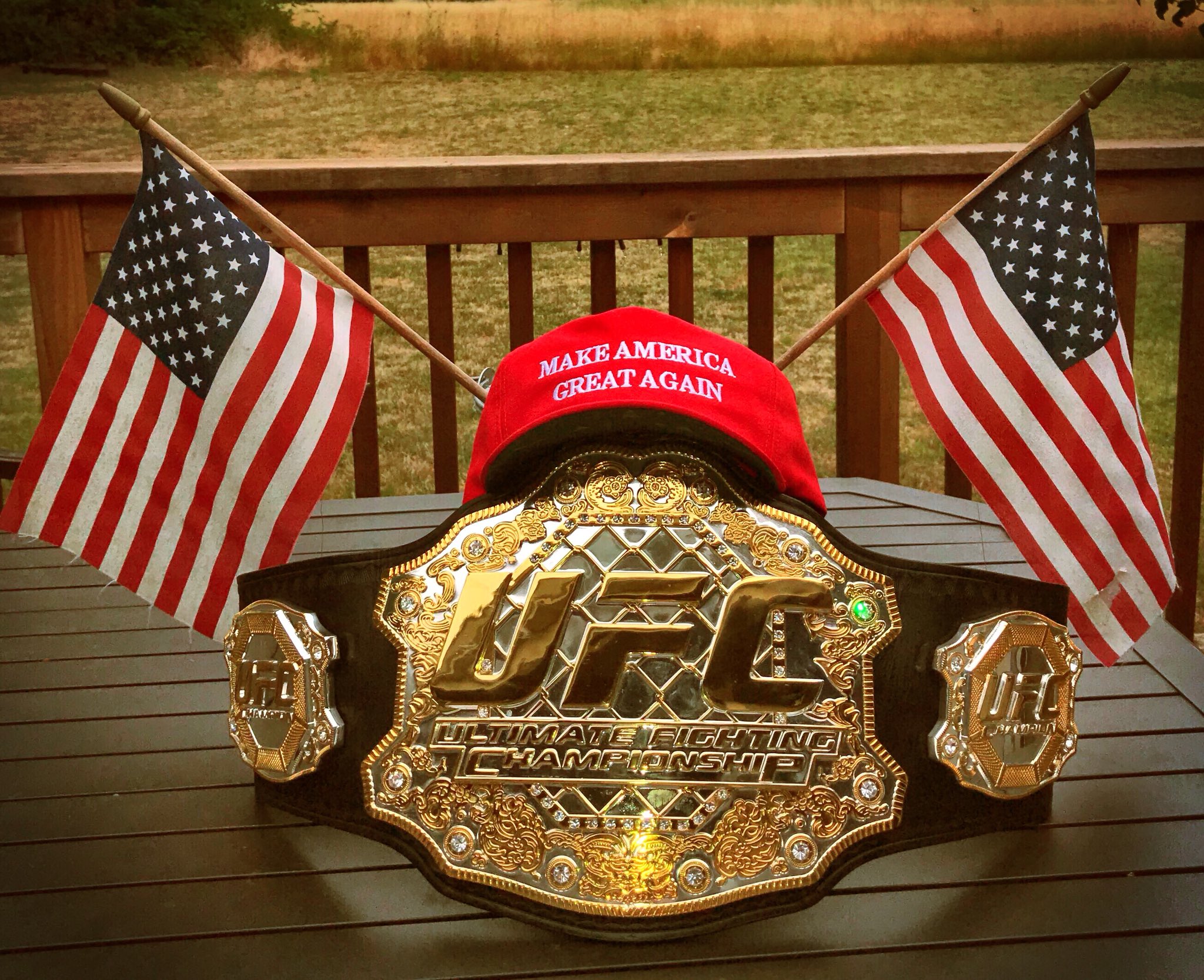 DhTJW55VMAERoi_.jpg:large