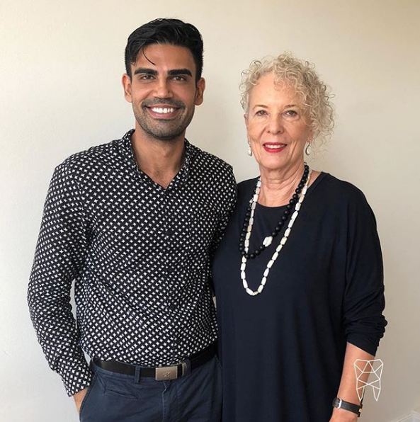 paramountsyd's tweet photo. #healthisparamount - The fabulous interior and lifestyle designer, Roberta Graham. Thank you for visiting us, we love seeing you!
#paramountlife #paramountdental #paramountservice #healthysmile #greatteeth #confidentsmile #selfie #patientselfi https://t.co/M9NiKVY9Ed