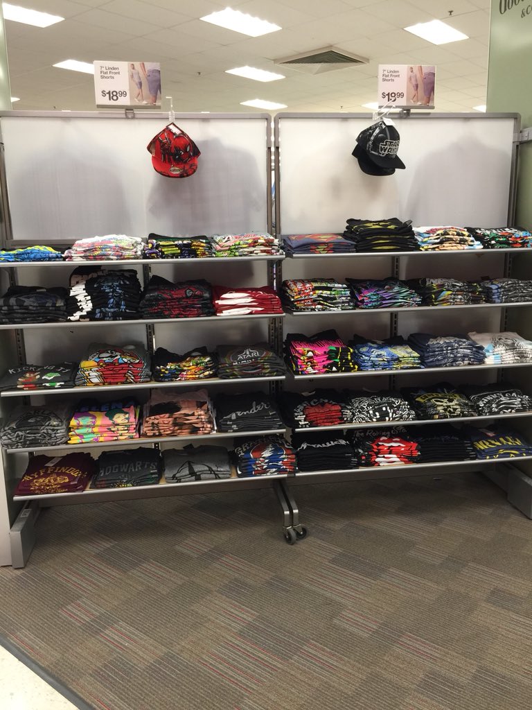 naranjo_stacey's tweet photo. When everyone has left the store for fireworks and you’re getting so much done 🎇🎆 #Target #targetvisualmerchandising #targetstyle #vml #T1830 #HappyIndependenceDay https://t.co/hwVqbS4E9c