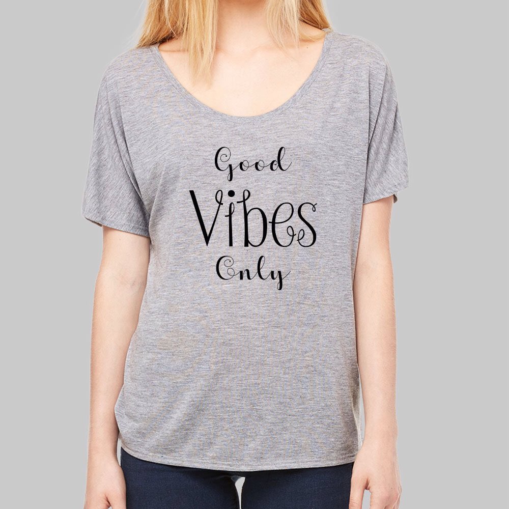 MadMoonClothing's tweet photo. Share the love ❤️ Good vibes only graphic Tshirt for women. $22. Bella.   #etsy #bellatees #goodvibesonly #positivequotes 😊 https://t.co/ElP0eiibnK https://t.co/fsW5UdqtWU
