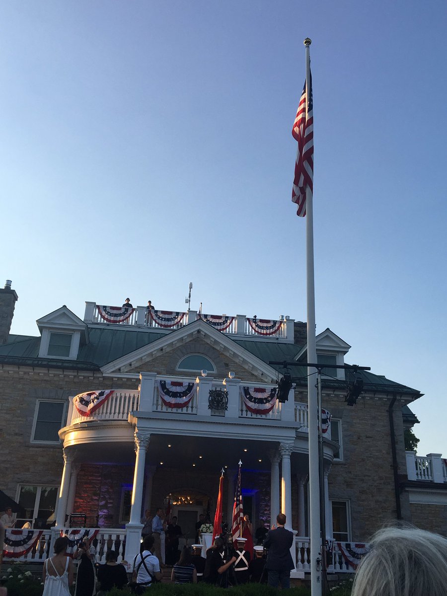 fortina's tweet photo. @july4canada https://t.co/gVTqjIlUx6