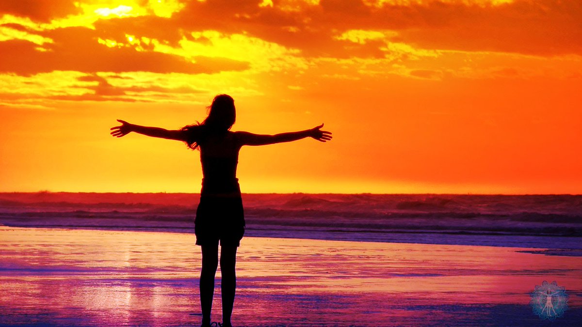 “Love yourself first and everything else falls into line.” 
– Lucille Ball
#WisdomTalker
deborahsless.com