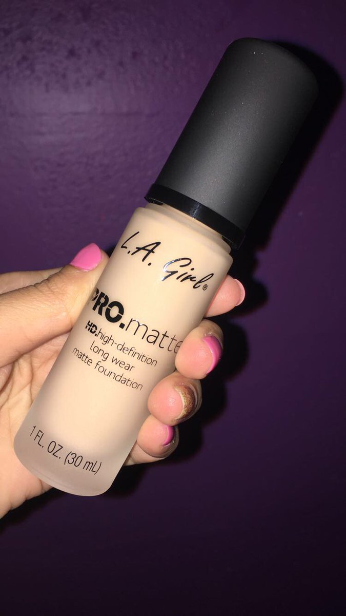 caryl_railwah's tweet image. FINALLY got my hands on a bottle of this highly recommended foundation ! 
I’m so excited to try @lagirlusa #PROmatte long wear foundation.
💁🏼😍❤️