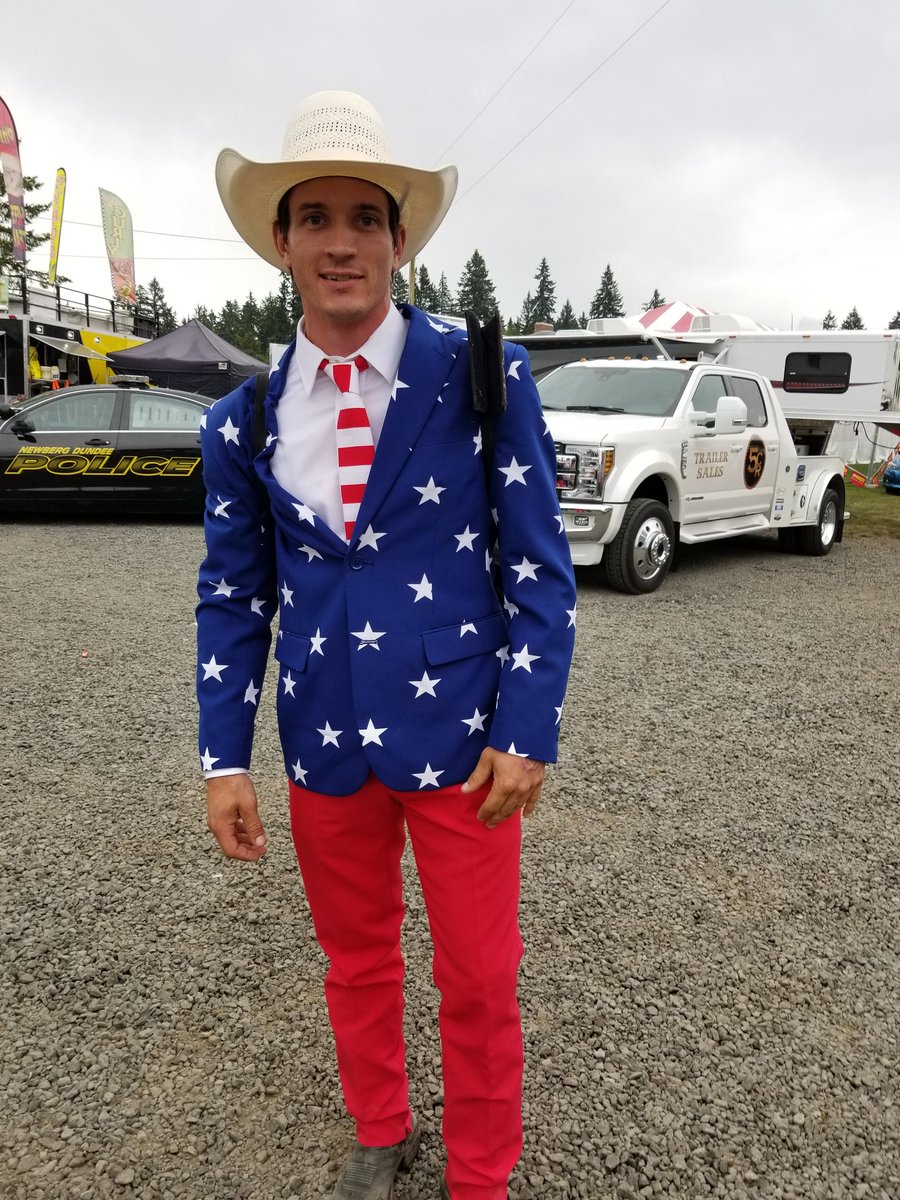 Ohhhhh Snap
#JeffAskey has officially arrived and the 4th is in full effect @stpaulprcarodeo 
#Lookinfor8 and
#LookinGreat