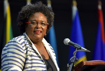 KevzPolitics's tweet photo. JUST IN - PM Mottley reminds CARICOM that if it is truly serious about CSME &amp; regional integration, it is time for action &amp; move past the talk as Caribbean's young people will not forgive present leaders for procrastination; mentions the need for freedom of movement to be tackled https://t.co/kGSwADRLx7