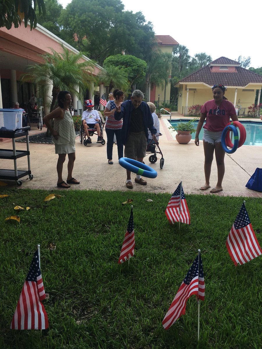 RecBoxLLC's tweet image. Flag Day 2018!#Brookdalelakeworth #recbox #lakeworth #seniorcare