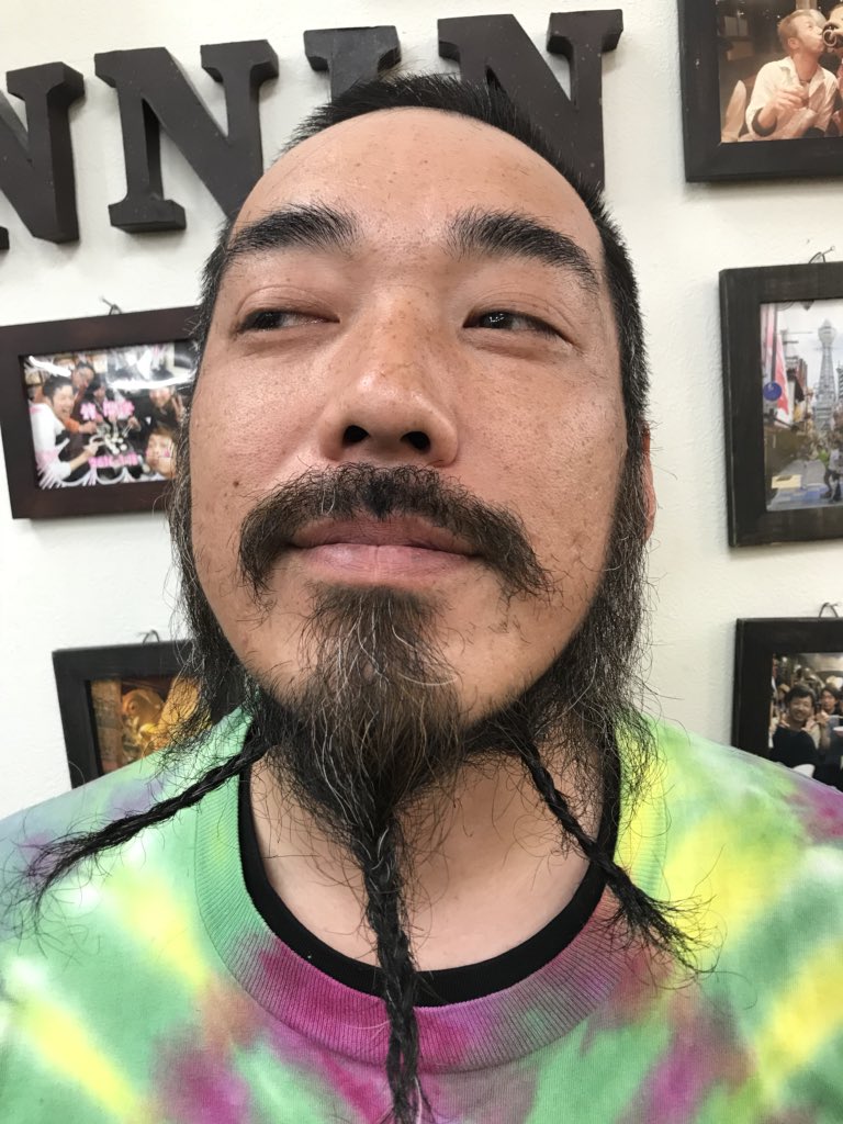 ট ইট র 春日井市の床屋 髪千人ツイート 春日井市 髪千人 店長 落合 真です 先日 福井県南越前で漁師さん をやってる友人 H君 の ヒゲ を 三つ編みにしてみました 髪千人 床屋 理容店 春日井市 漁師さん 福井県南越前 髭 三つ編み ট ইট র 春日井市の床屋 髪千人ツイート 春日井市 髪千人 店長 落合 真です 先日 福井県南越前で漁師さん をやってる友人 H君 の ヒゲ を 三つ編みにしてみました 髪千人 床屋 理容店 春日井市 漁師さん 福井県南越前 髭 三つ編み