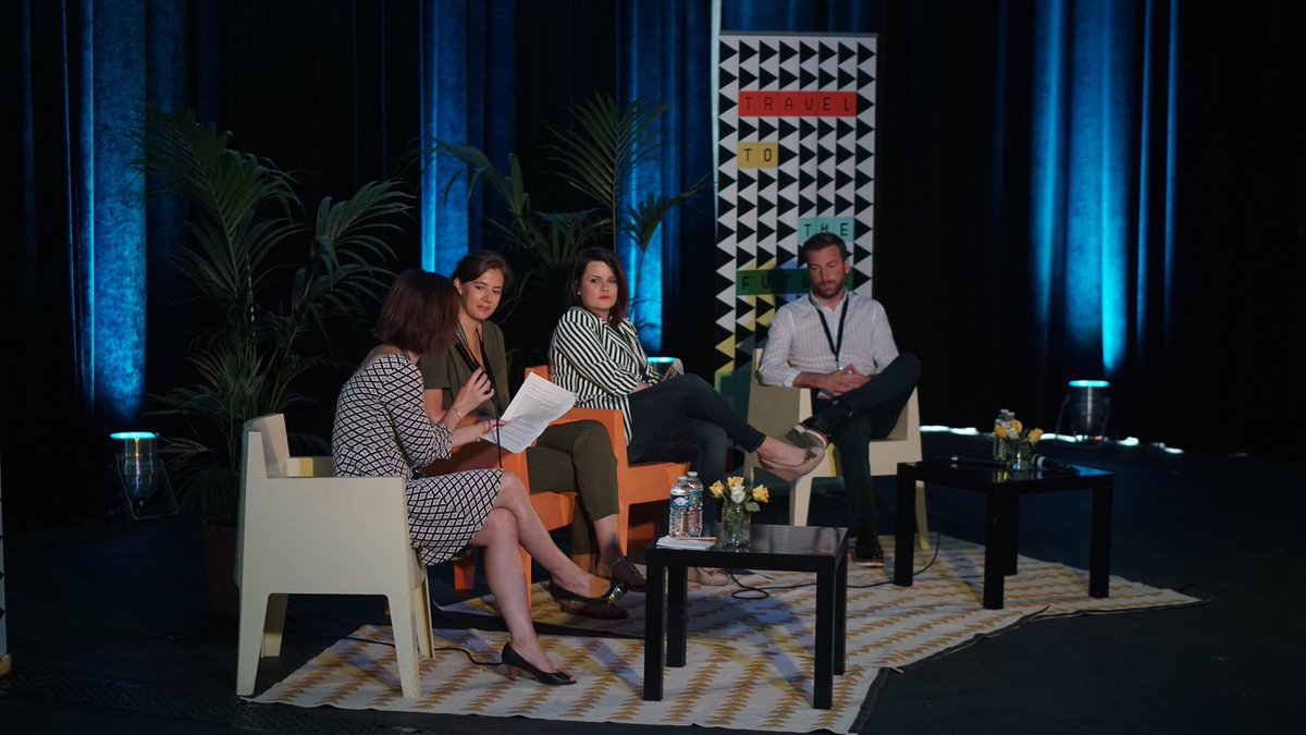 🚀La fusée est lancée, voici la 1ère conférence de la journée 👉 Les nouvelles expériences dans l'hôtellerie et les séjours ! #TTTF18