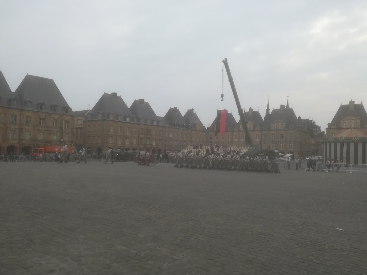 JulienAzemar's tweet image. Passation de commandement #3eRG place ducale à #CharlevilleMezieres , c est parti. @UnionArdennais