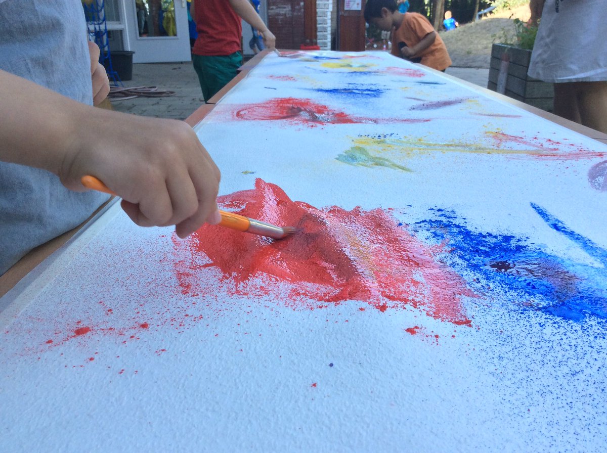 BSNJSL's tweet photo. What happens when you mix powder paint, water and Foundation One?! So far, beautiful colour explorations! @BSNJSL #JSLF1 https://t.co/OVaBeG7HKc