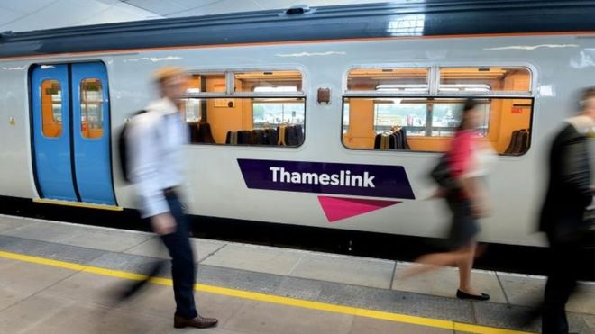 BBCSussex's tweet photo. Troubled rail company @TLRailUK has announced a special compensation package for passengers - either a week or month's refund.
But its been criticised for excluding @SouthernRailUK
https://t.co/IwdB5czvVS https://t.co/BsXtveBtwF