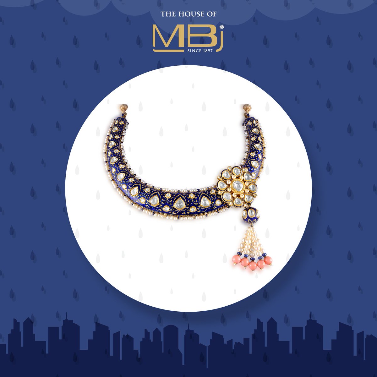A perfect blue meenakari polki neckpiece with a flower motif splendidly carved on the left and a little bunch of pearls hanging, giving it a serene look and a perfect monsoon necklace!
#thehouseofmbj #mbjindia #necklace #luxuryjewellery #diamond #polki #jewelry