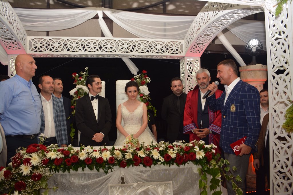 sedat_peker's tweet photo. Kadim dostum Sayın Ömer Oral beyin Oğlu Tolga Oral ve Eşi Eda kardeşimizin #Ünye’deki Düğün törenlerine katılım Fotoğraflarım. https://t.co/ktIaXYZwya