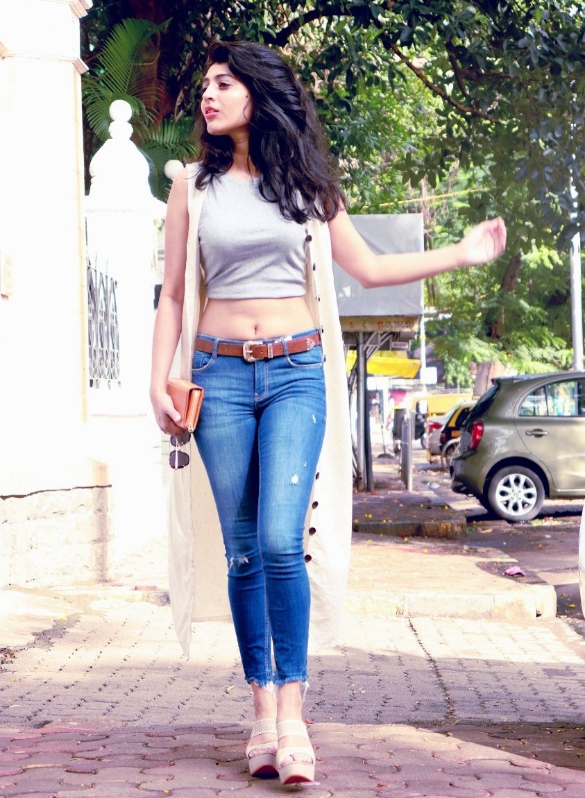 Thestylechatter's tweet photo. ☄The trend- Chunky Heels☄
@FemBloggers @LovingBlogs @loveblogRT @sincerelyessie #bloggerstribe #blogginggals #BloggerBabesRT #bbloggers #blogging #thebloggershub #thebloggercrowd #thebloggerscircle #GRLPOWR #indianbloggies #bloggerssparkle https://t.co/VGtabT92i5