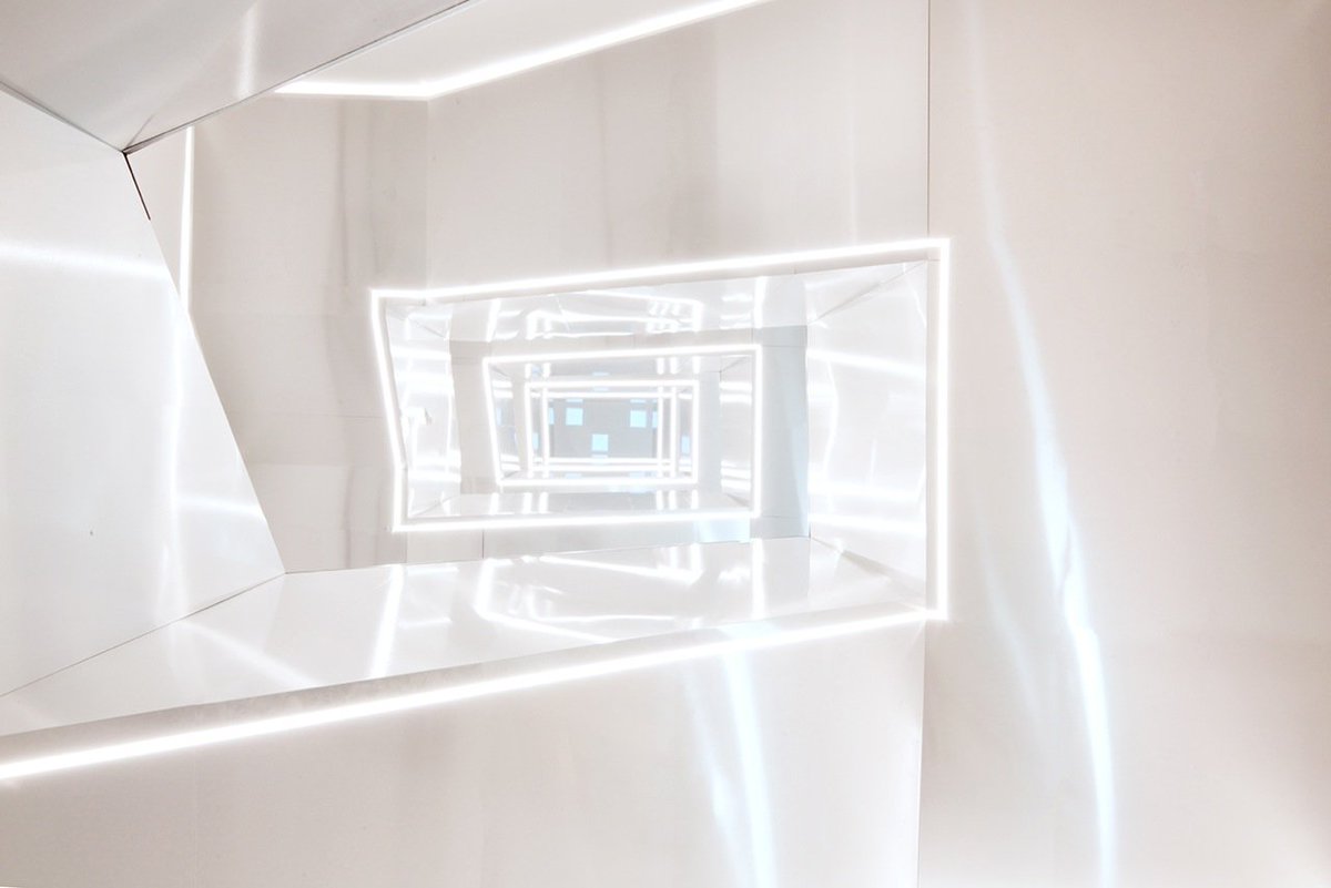 #coonfcooper stairs
ph. #francescomattuzzi
#itsvision #costructionsite #refurbishment #italianarchitecture #detail #stairs #material #aluminium #pointofview #interior #interiordesign #photo #picture #interiorarchitecture #lightdesign #lighitingfixture #urbanscape #rome