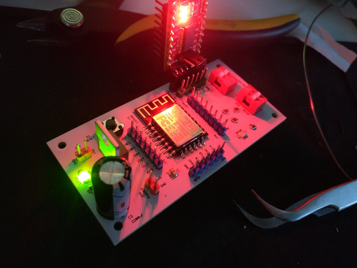 uog_head_of_it's tweet photo. Still got it! Designed, built, and tested in #Gloucestershire (by me!), fabricated in China - all in under a week. #EngineerAtHeart #LoveTechnology #Maker https://t.co/3pTfpeBxLV