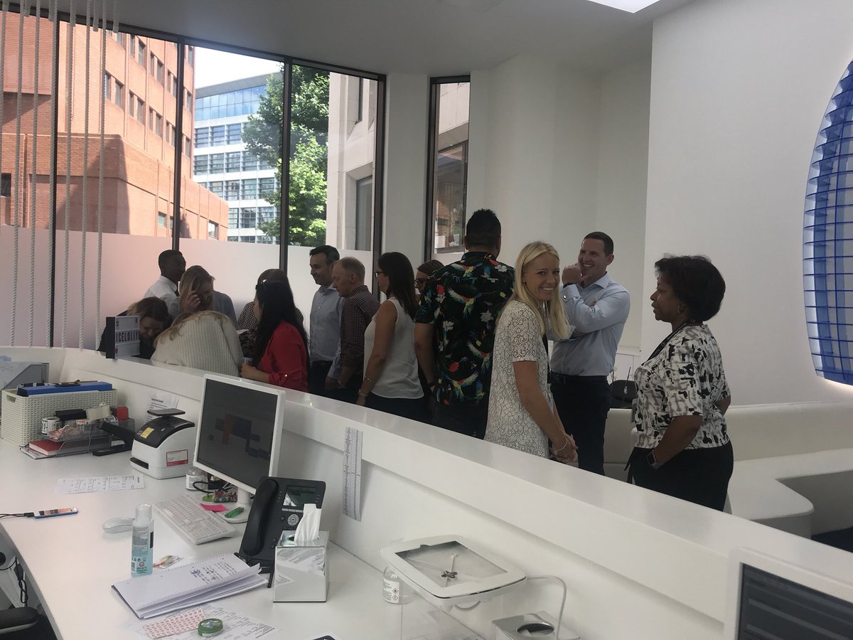 OSiTMonument's tweet photo. Treating all of our hardworking clients to some Ice lollies during the heatwave🌞🌞 #officespaceintown #summer https://t.co/amjFr69B8K