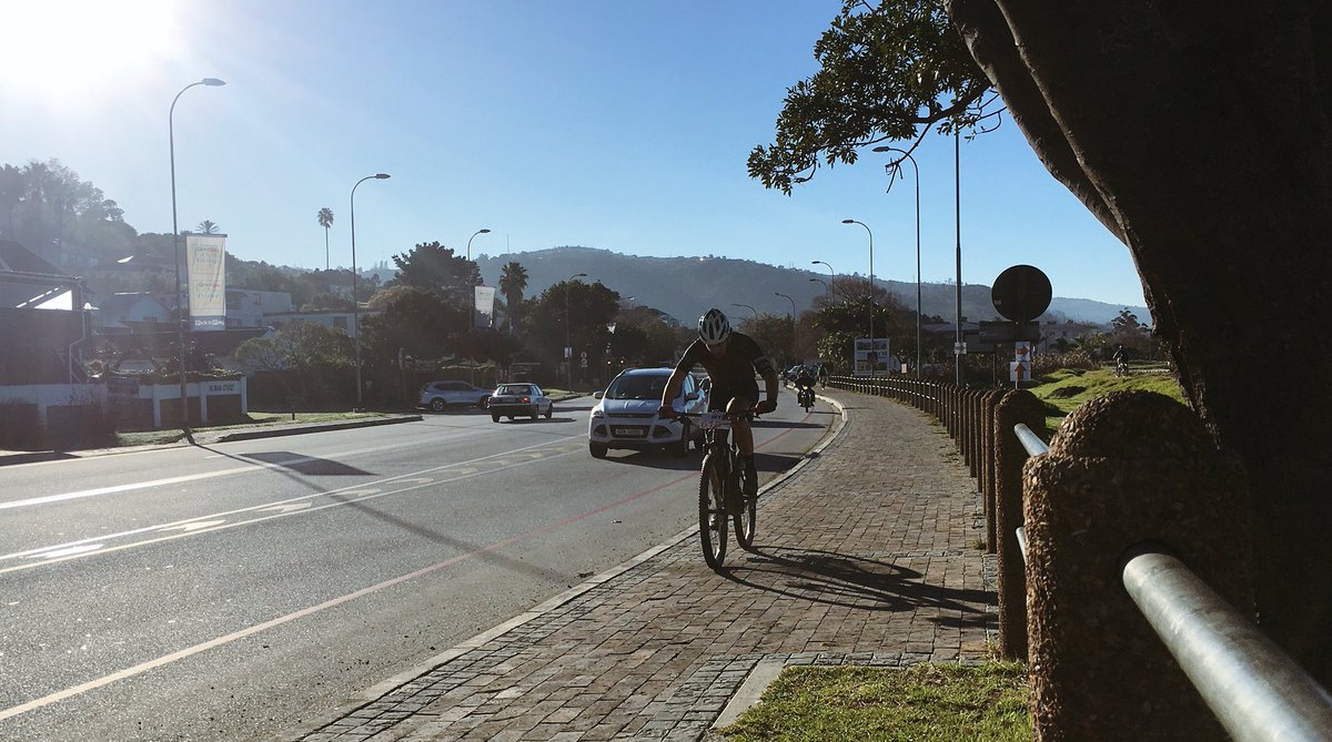 Josh leading the Lite gents with Tony hot on his heals!