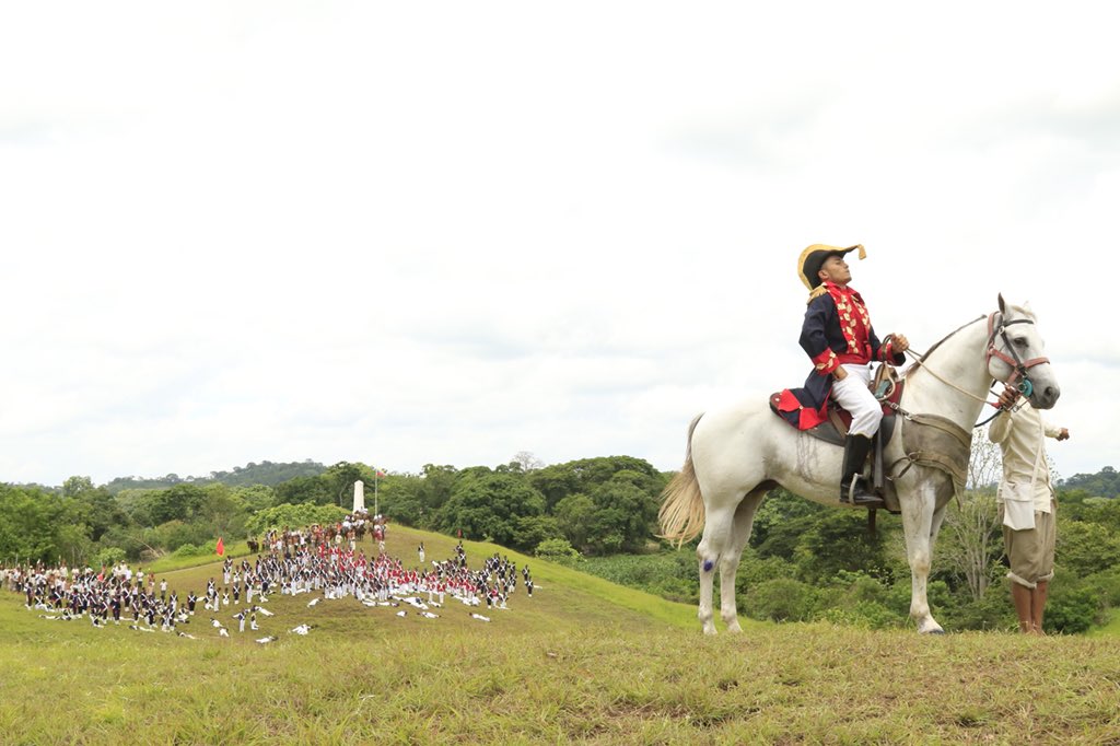 JauaMiranda's tweet photo. Fuerza Armada Nacional Bolivariana de Venezuela.  Cada día tiene que ser más bolivariana, antiimperialista, democrática y popular. Felicitaciones en su día soldados de la Patria. https://t.co/BfG8tbt7hc