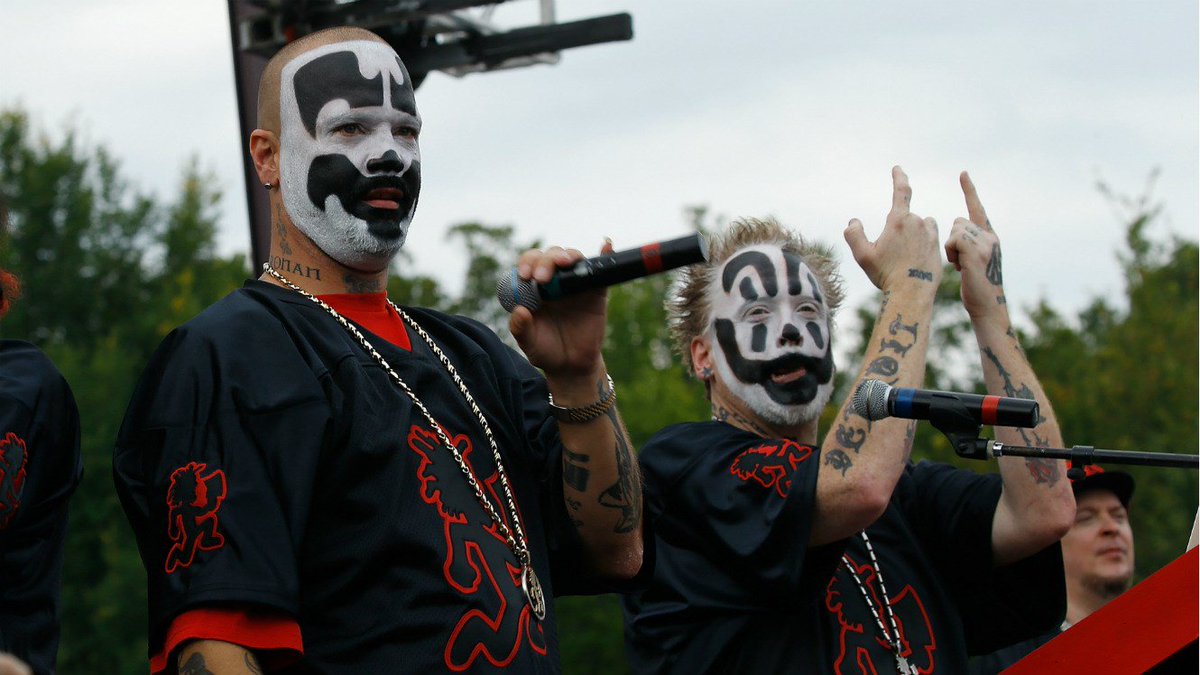 Le maquillage des Juggalos, les fans des rappeurs d'Insane Clown Posse, déjoue certains algorithmes de reconnaissance faciale dlvr.it/QZY6f9