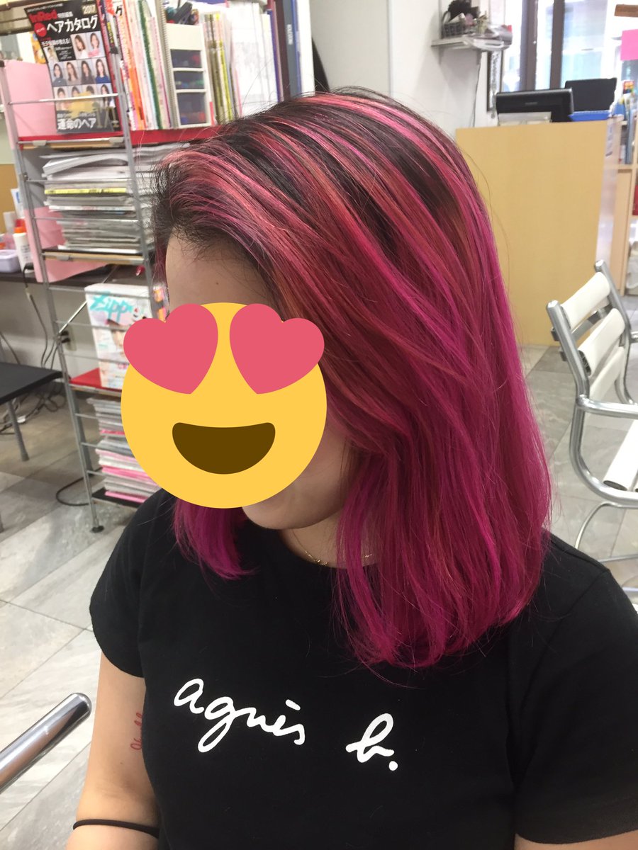 ストロベリーロックス 赤羽カラー専門店 Auf Twitter 本日のヘアカラー 元々あったグラデーションのベースに根元をハイライト その後に ピンクを入れたカラー 中間にも色が入って分け方でもイメージが変わるルーズな仕上がりに ヘアカラーピンク ストロベリーロックス 赤羽カラー専門店 Auf Twitter 本日のヘアカラー 元々あったグラデーションのベースに根元をハイライト その後に ピンクを入れたカラー 中間にも色が入って分け方でもイメージが変わるルーズな仕上がりに ヘアカラーピンク