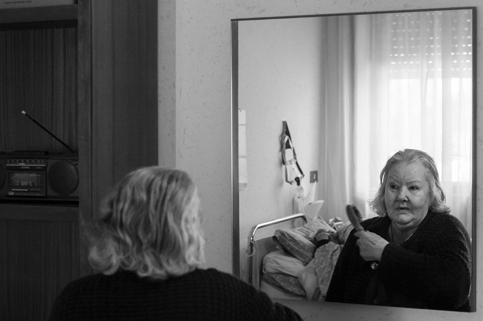 Chi sono i “matti” oggi? Ce lo racconta il web-doc "Matti per sempre",  a 40 anni dalla Legge Basaglia. Un sito interattivo coi racconti dei protagonisti, i passi fatti da quella rivoluzione e le ombre che ancora restano. urly.it/3c1q